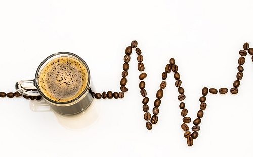 ارتباط آریتمی قلبی و نوشیدن قهوه